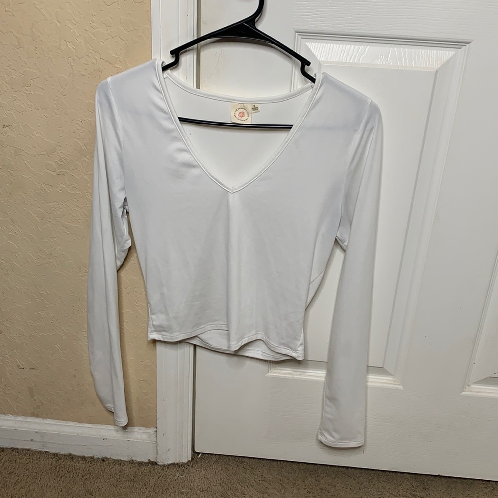 Crop white long sleeve